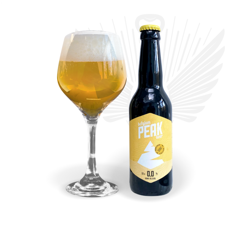 La Peak 0.0 est une belle blonde au col crémeux tenace, troublé par des particules en suspension.